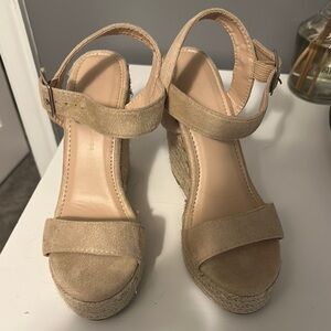 Women's Tan Wedge Sandals